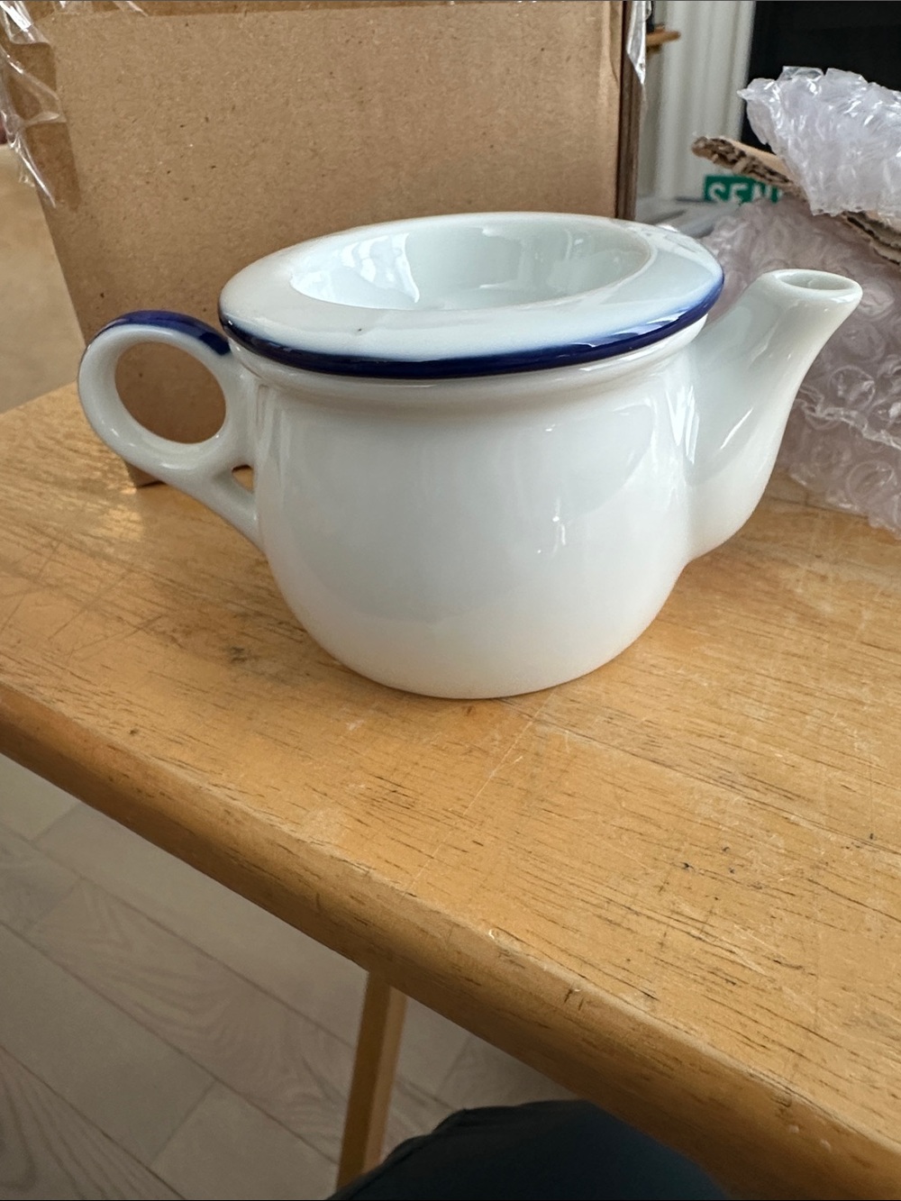 4/$20 Ceramic egg separator